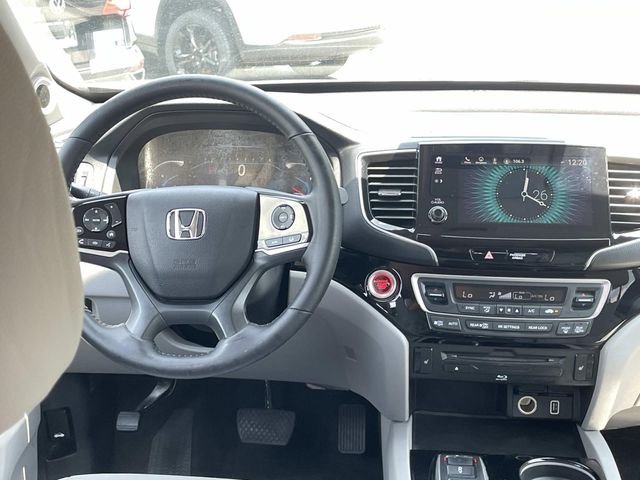 Used 2019 Gray Honda Touring image 15