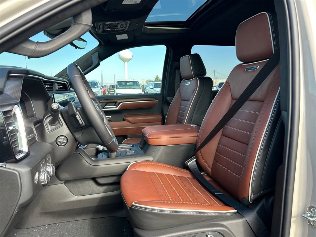 2026 GMC SIERRA - Image 14