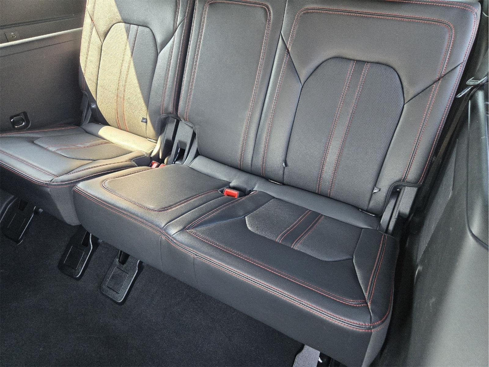 Used 2023 Agate Black Ford Limited image 30