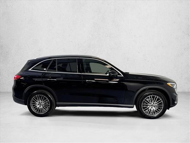 New 2026 Black Mercedes-Benz GLC 300 image 33