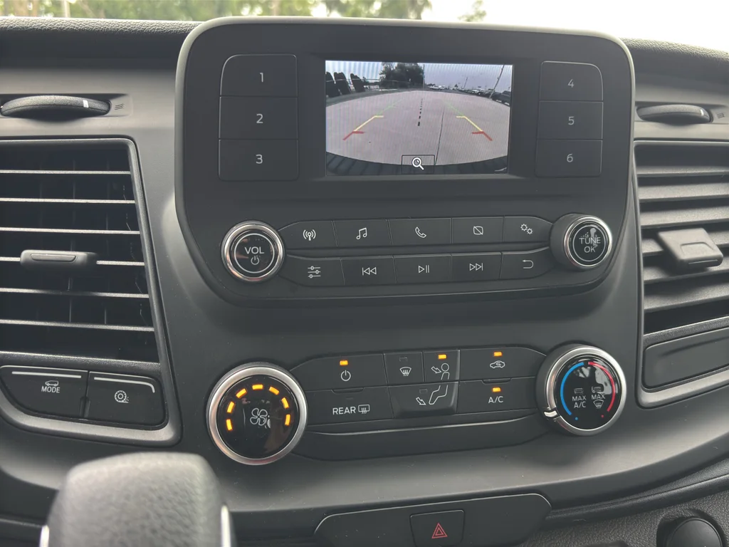 Used 2025 Oxford White Ford Base image 21