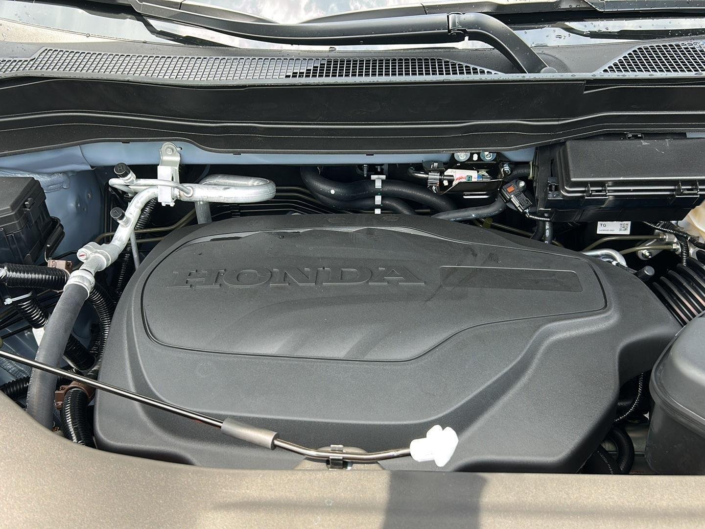 New 2026 Sonic Gray Pearl Honda RTL image 20
