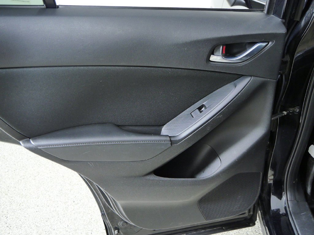 Used 2016 Black Mazda Touring image 28