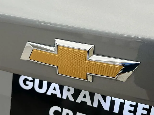 Certified Used 2025 Gray Chevrolet LT image 38