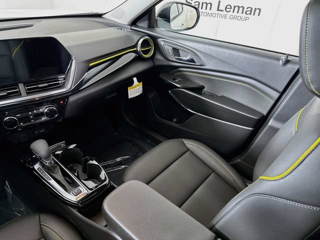 New 2026 Summit White Chevrolet ACTIV image 25