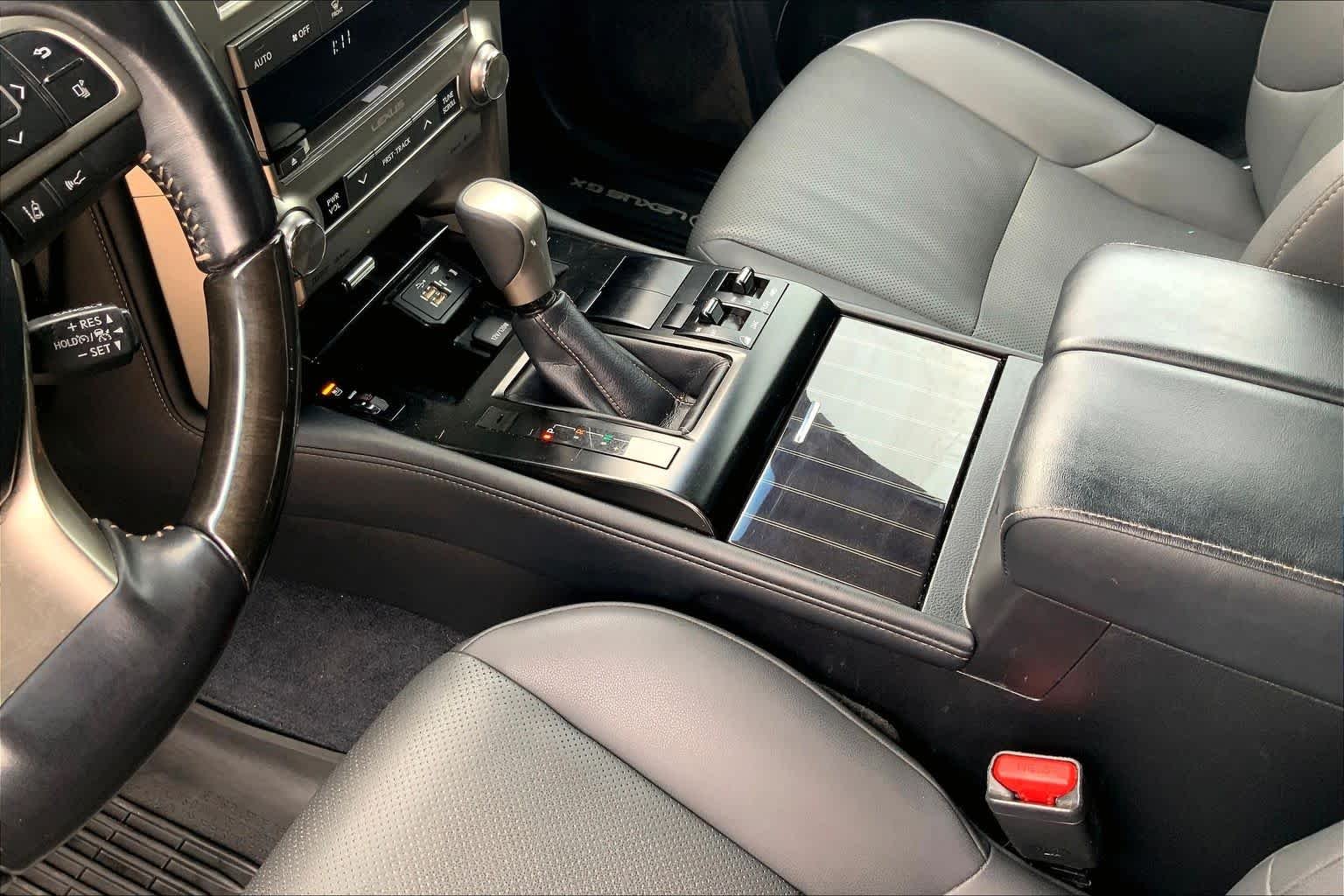 Used 2021 Starfire Pearl Lexus Premium image 16