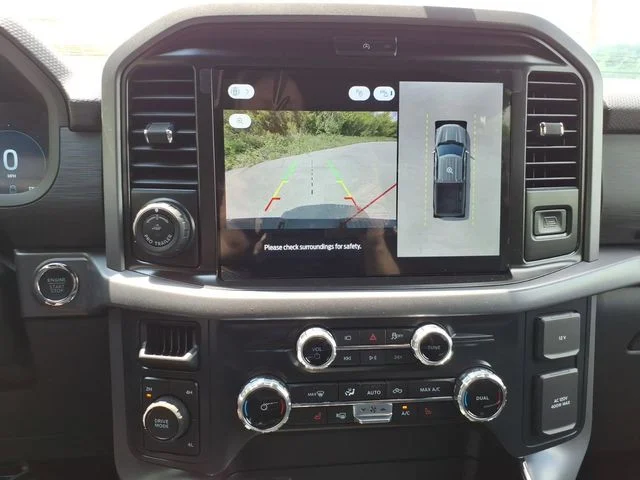 New 2026 Oxford White Ford XLT image 10