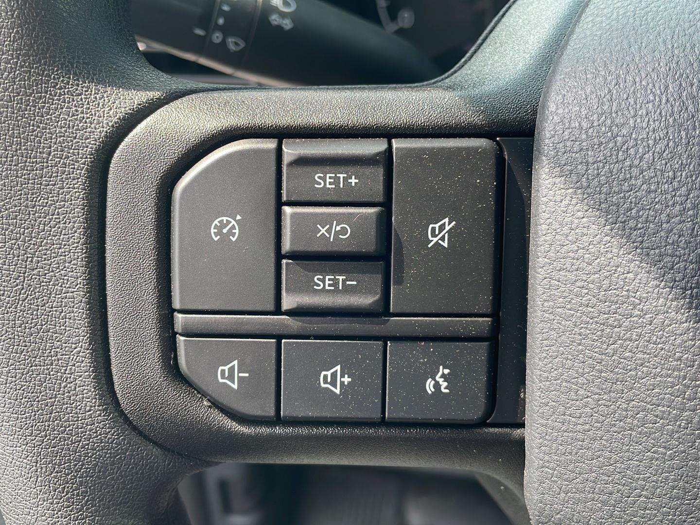 New 2026 Oxford White Ford F-250® XL image 35