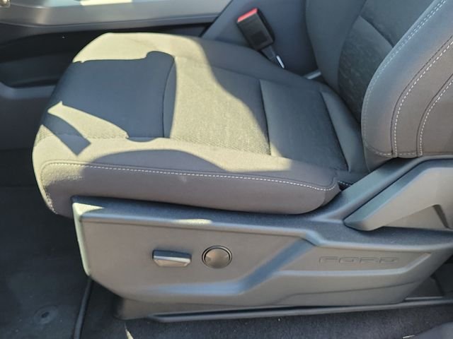 New 2026 Agate Black Metallic Ford XLT image 15