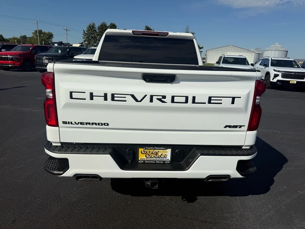 2023 Chevrolet Silverado 1500 RST - Photo 4