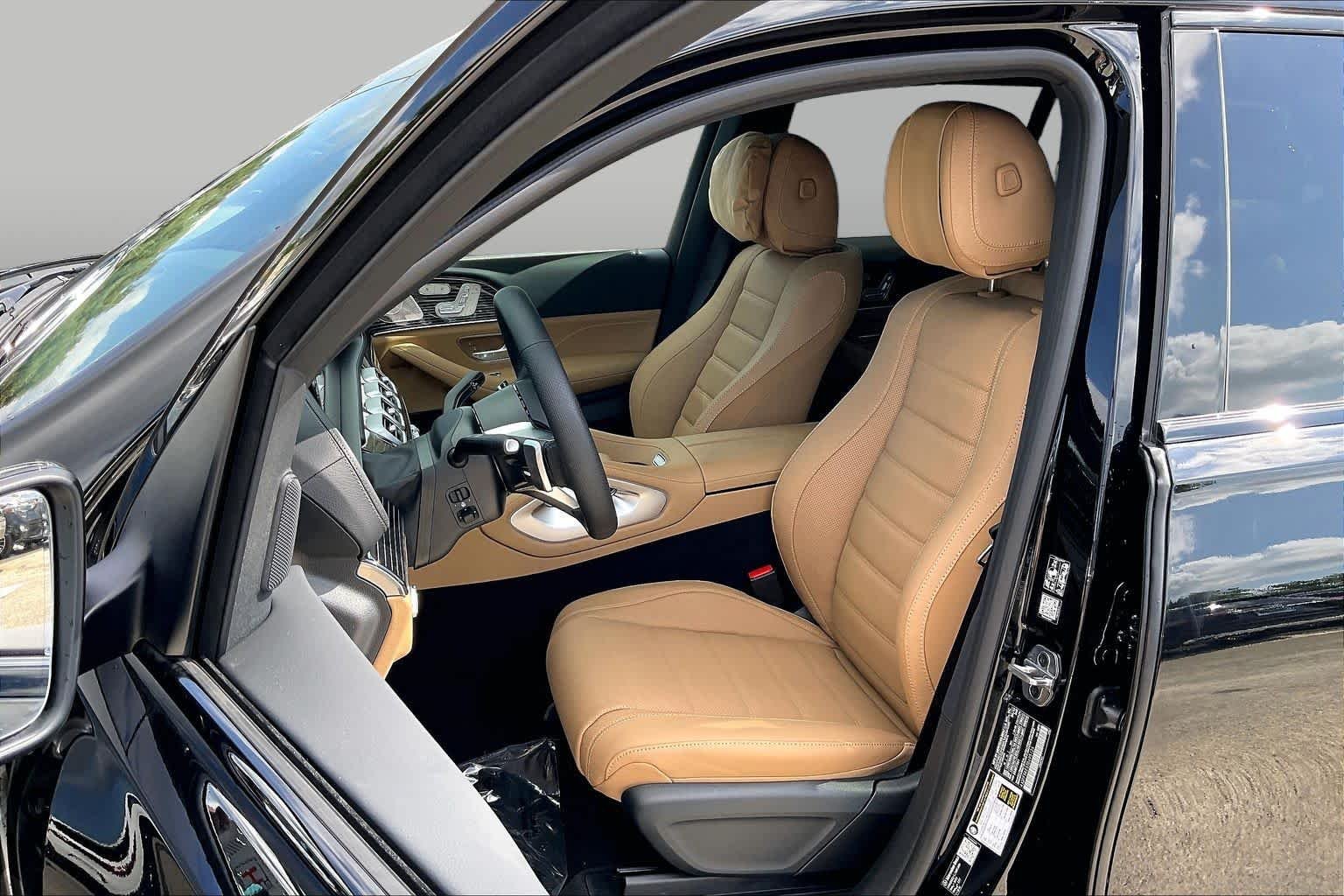 New 2026 Black Mercedes-Benz GLS 450 image 13
