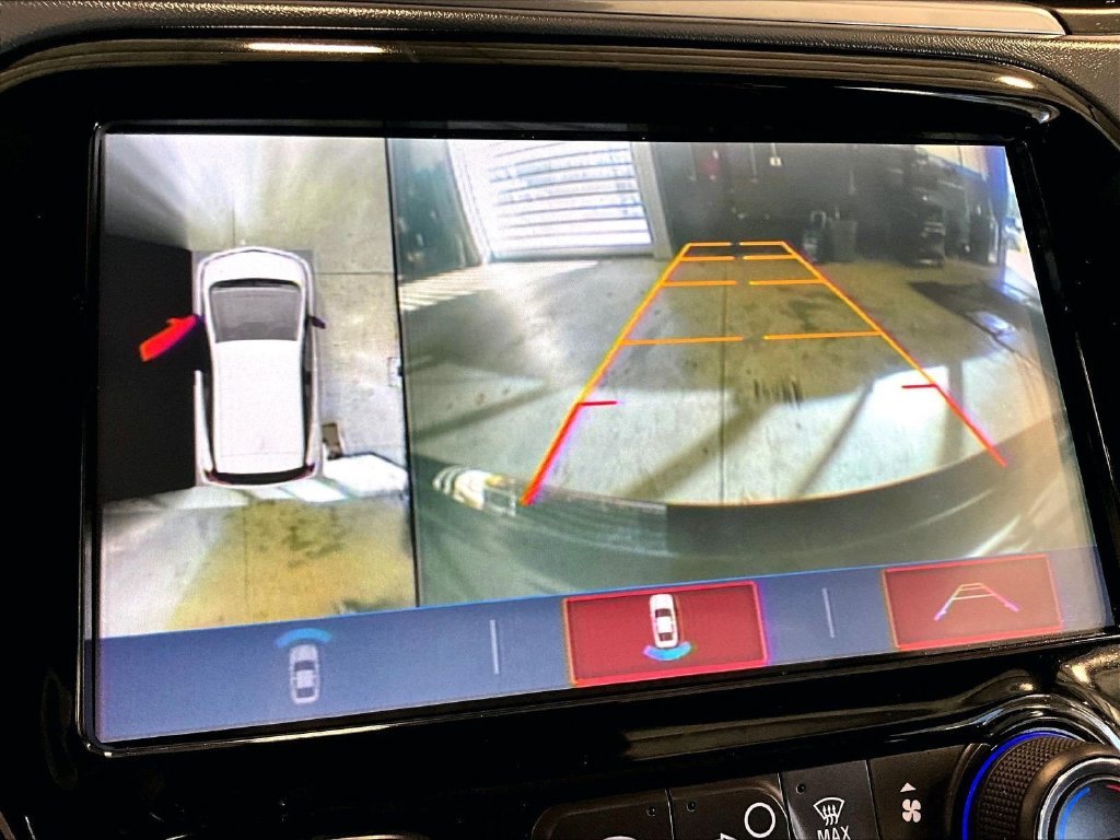 Used 2018 Gray Chevrolet Premier image 19