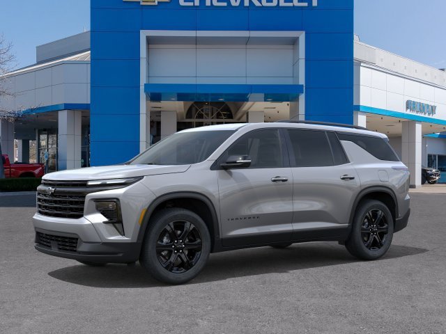2027 Chevrolet Traverse LT - Photo 3