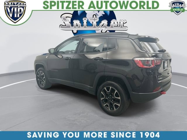 Used 2019 Black Jeep Trailhawk image 8
