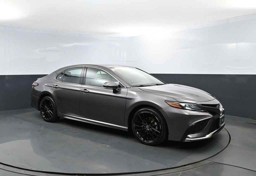 Used 2024 Gray Toyota XSE image 3