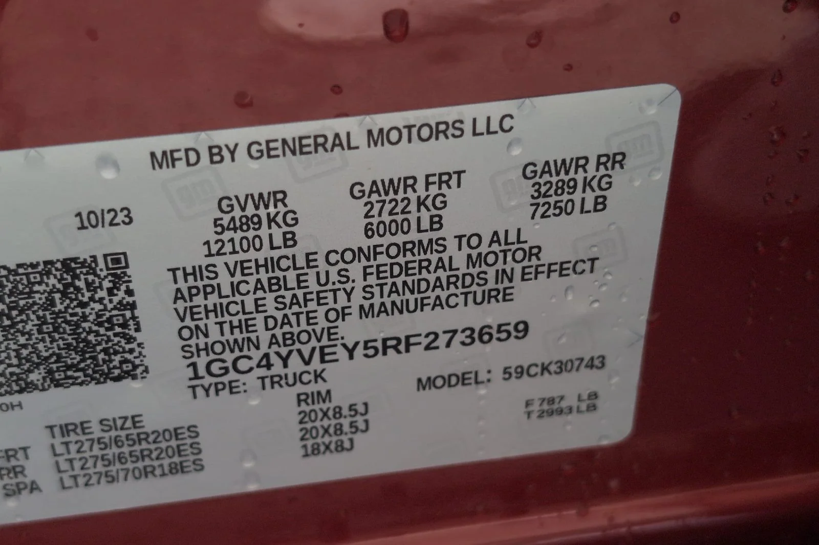 Used 2024 Radiant Red Tintcoat Chevrolet High Country image 30
