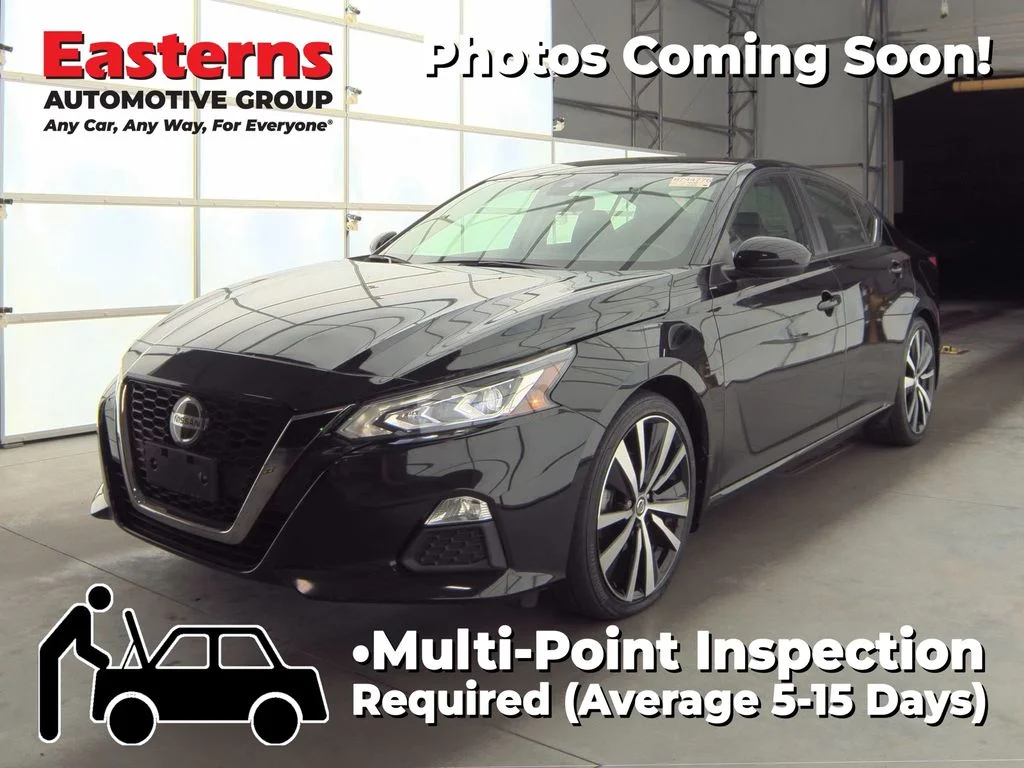 Used 2022 Black Nissan 2.5 SR image 1