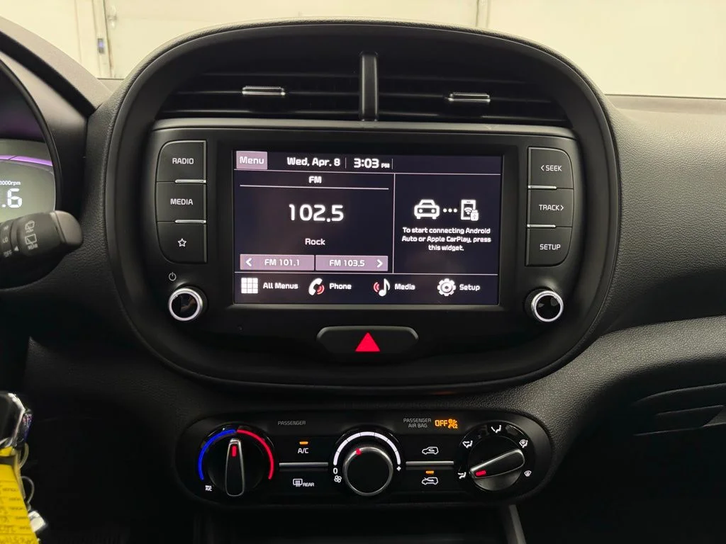 Used 2023 Gravity Gray Kia LX image 21