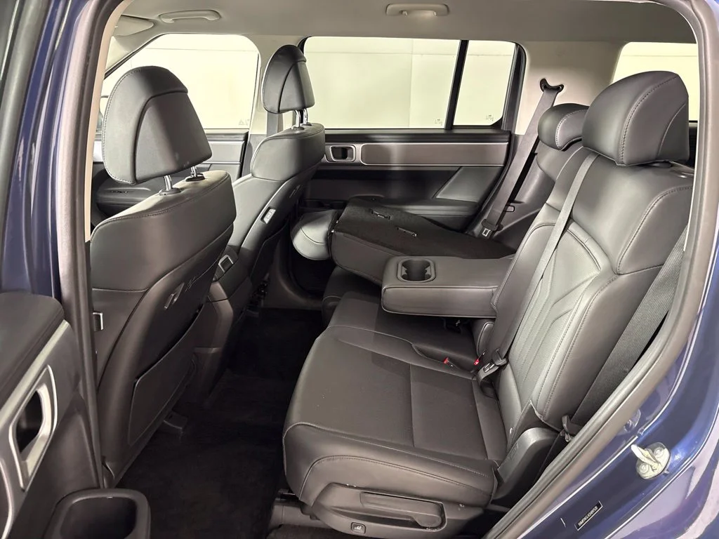 Used 2025 Blue Hyundai SEL image 26