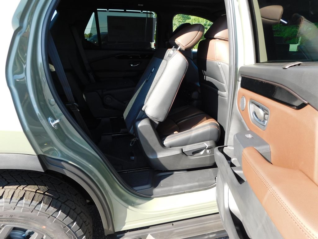 New 2026 Ash Green Metallic Honda TrailSport image 36