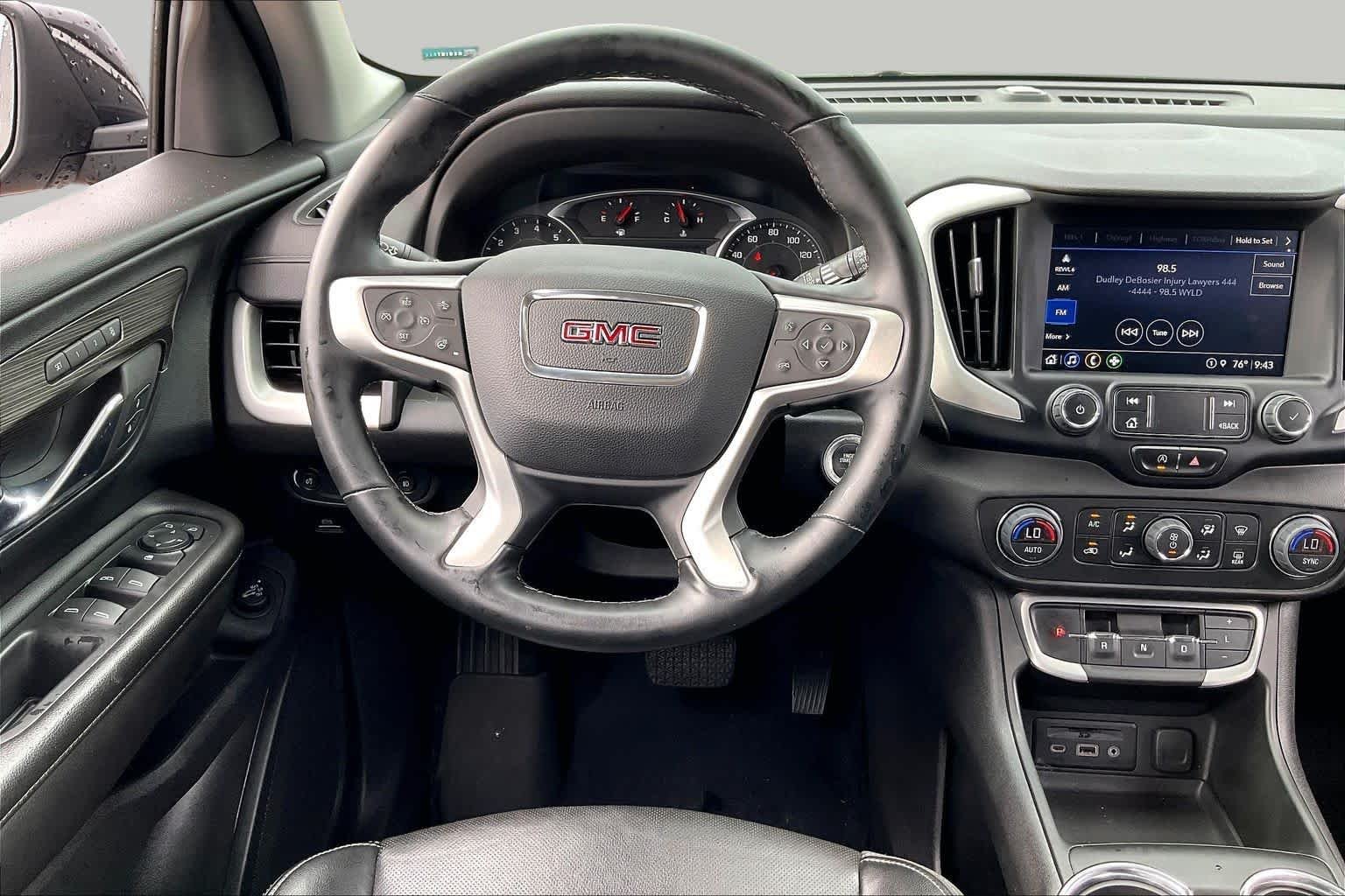 2023 GMC Terrain SLT - Photo 8