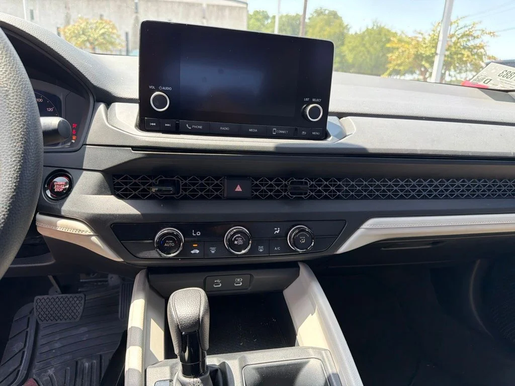 Used 2024 Gray Honda LX image 16