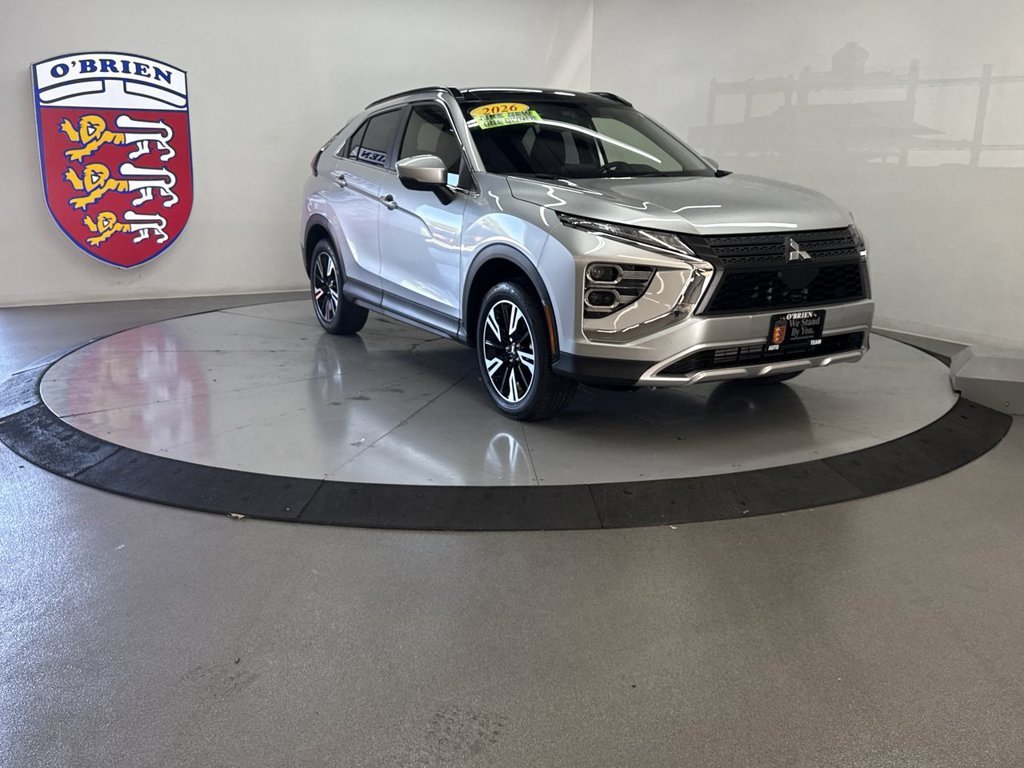 Used 2026 Silver Metallic Mitsubishi SE image 1