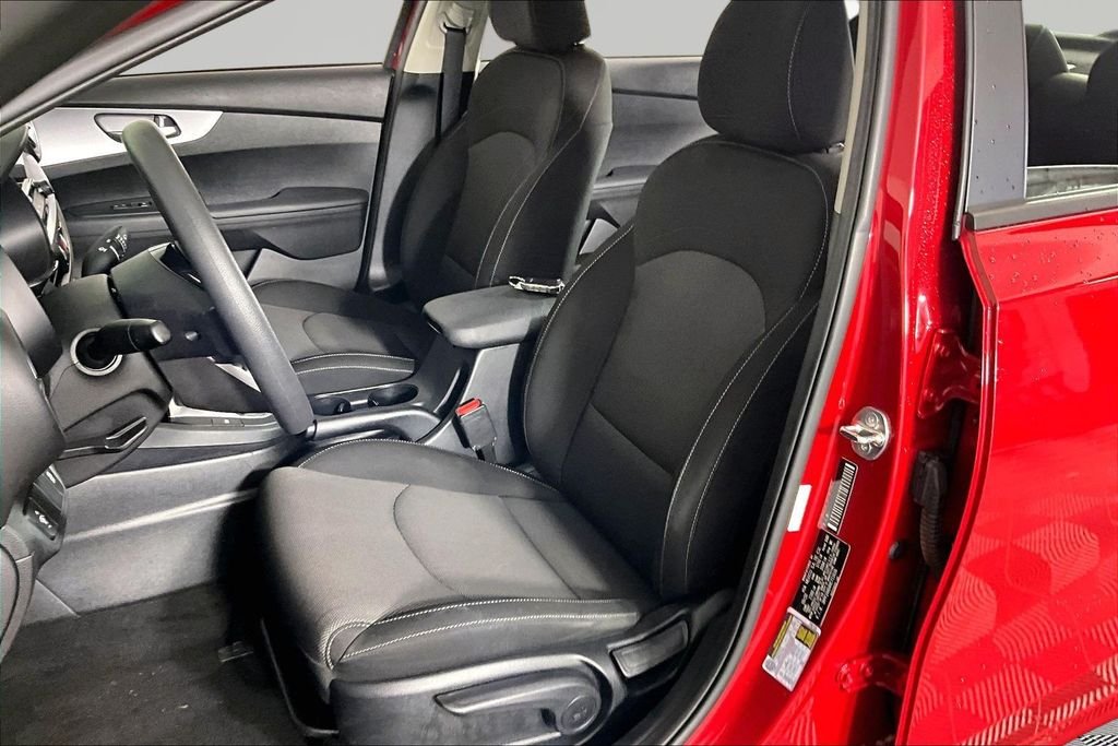 2024 Kia Forte LXS - Photo 20