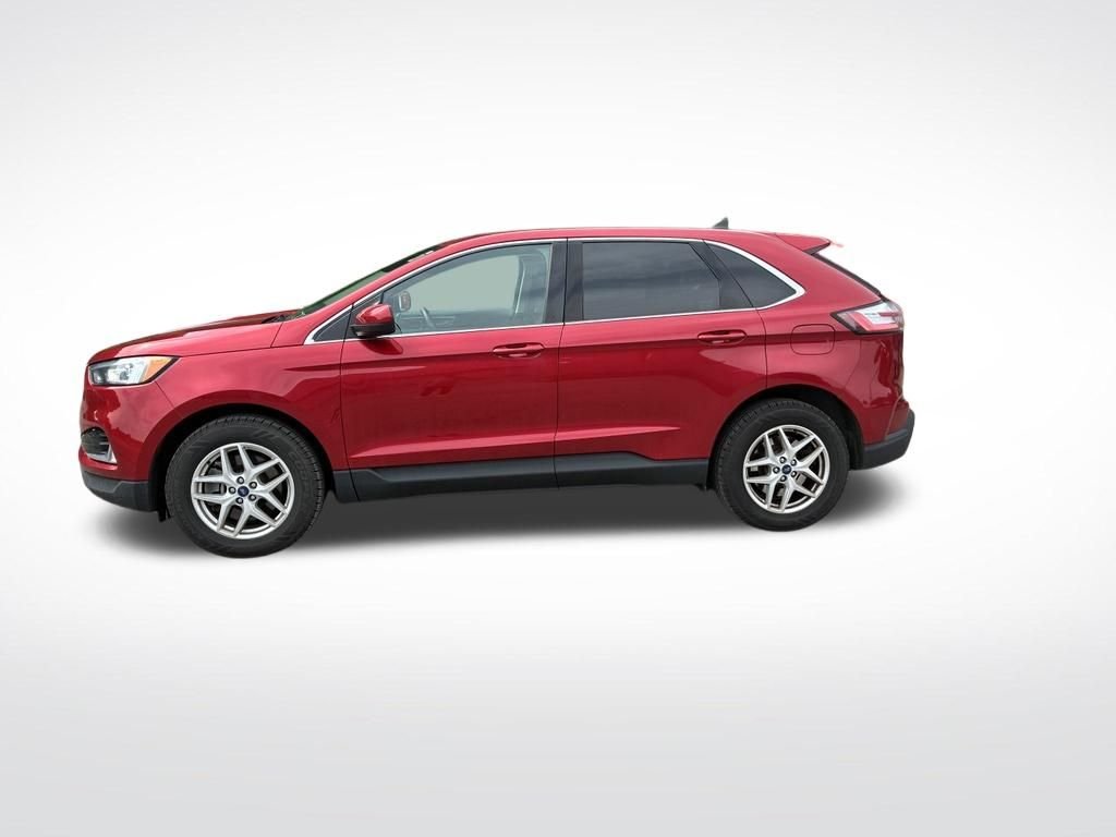 Certified Used 2022 Red Metallic Ford SEL image 2