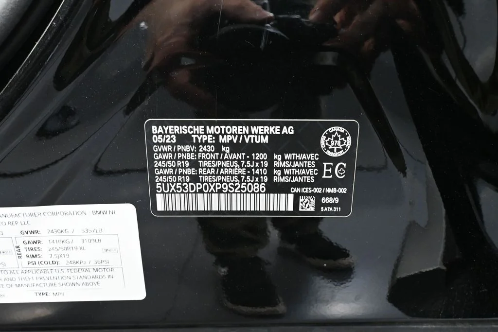 Used 2023 Black BMW xDrive30i image 52
