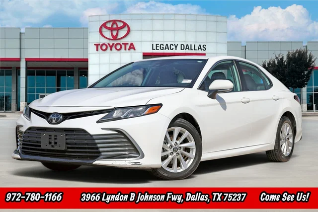 2024 Toyota Camry LE