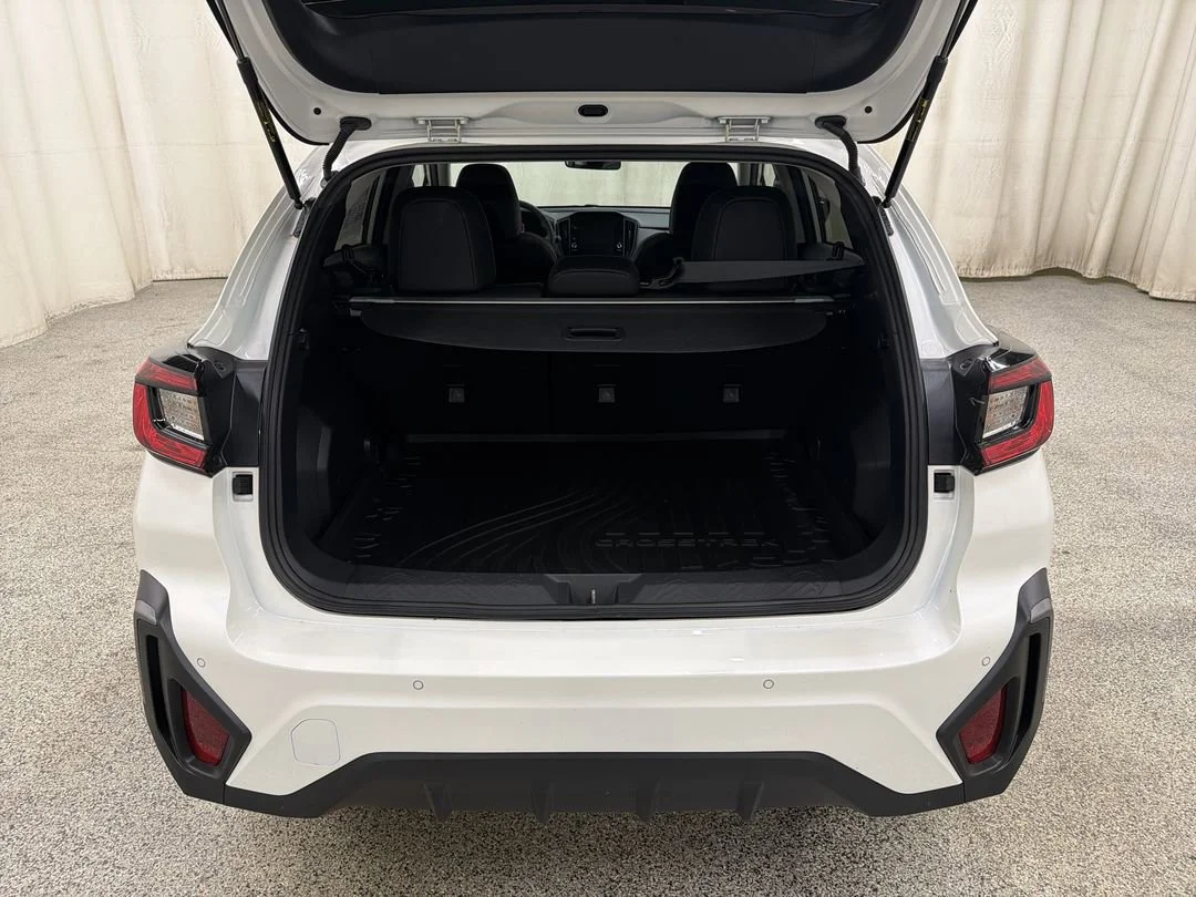 New 2026 Crystal White Pearl Subaru Limited image 17