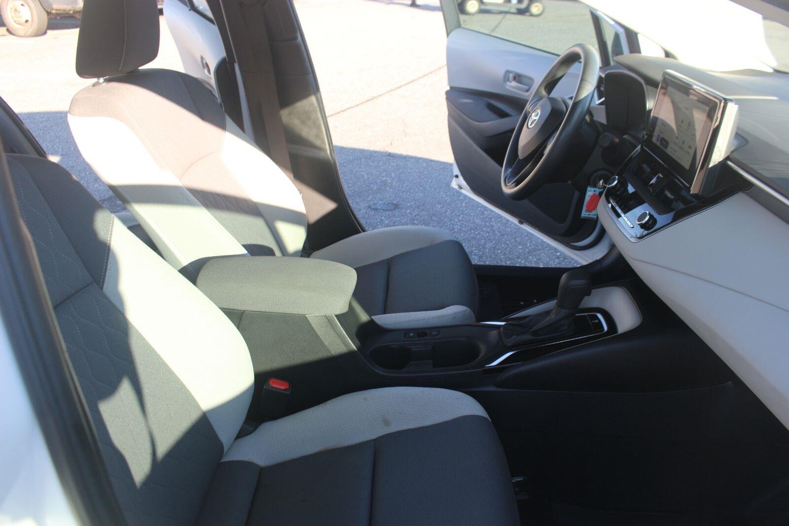 Used 2024 White Toyota LE image 26