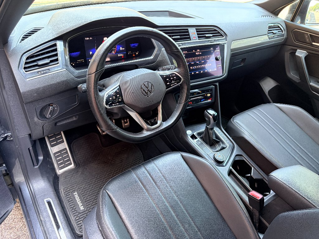 Used 2022 Platinum Gray Metallic Volkswagen SE R-Line Black image 11