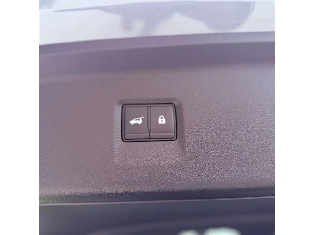 New 2026 Harbor Gray INFINITI Luxe AWD image 31