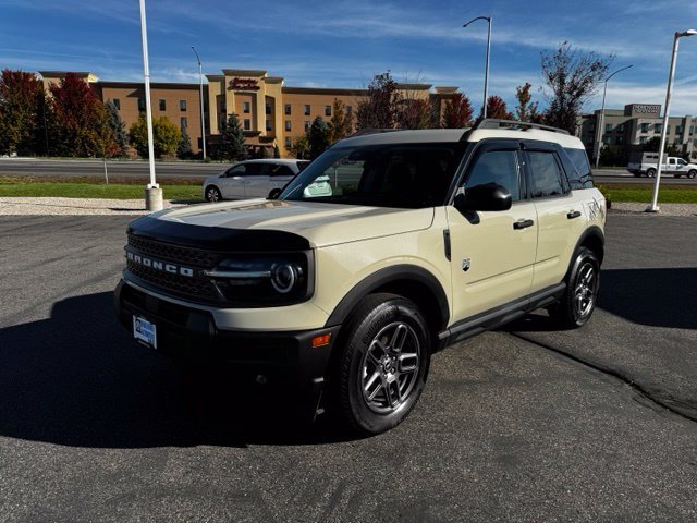 Used 2025 Beige Ford Big Bend image 2