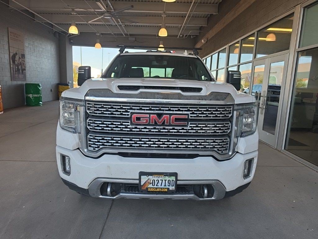 Used 2020 SUMMIT WHITE GMC Denali image 2