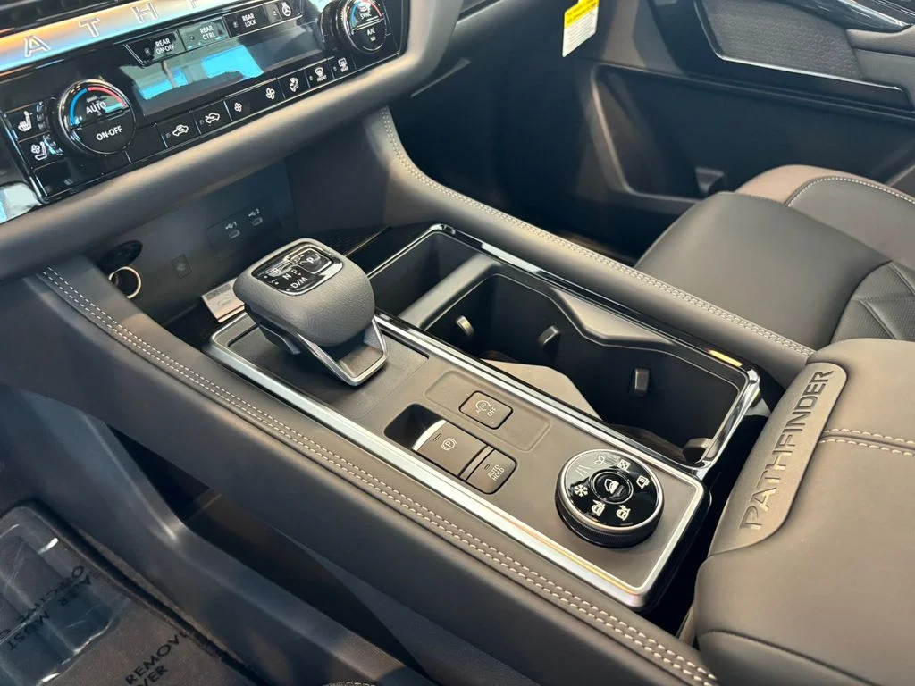 New 2026 Deep Ocean Blue Pearl Nissan Platinum image 22