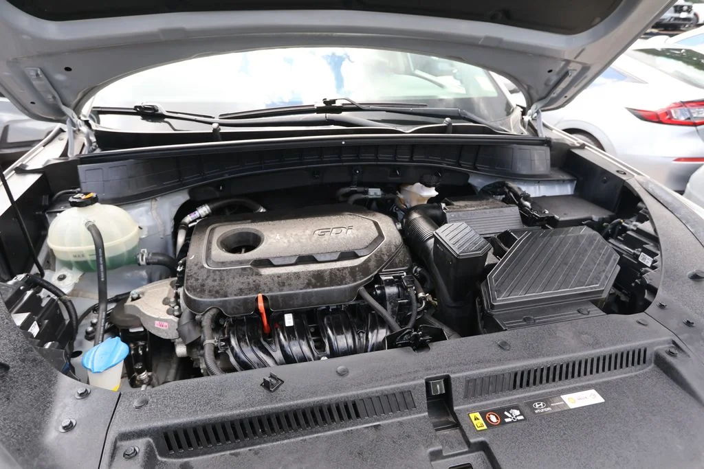 Used 2020 Silver Hyundai Limited image 41