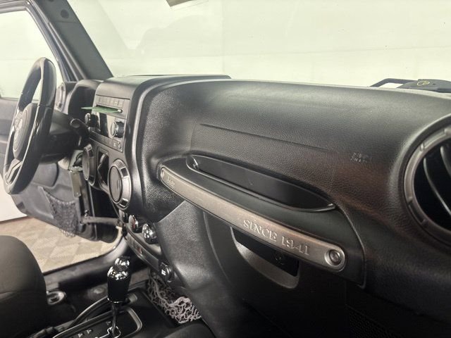 Used 2017 Black Jeep Unlimited Sport image 23