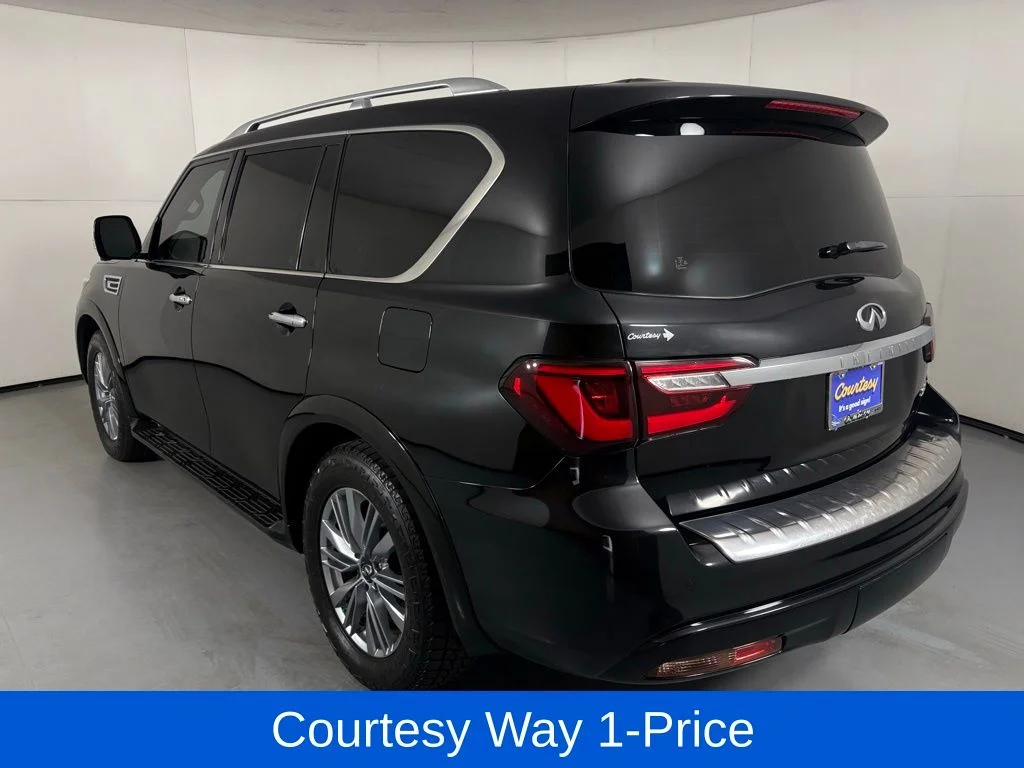 Used 2023 Black INFINITI LUXE image 8