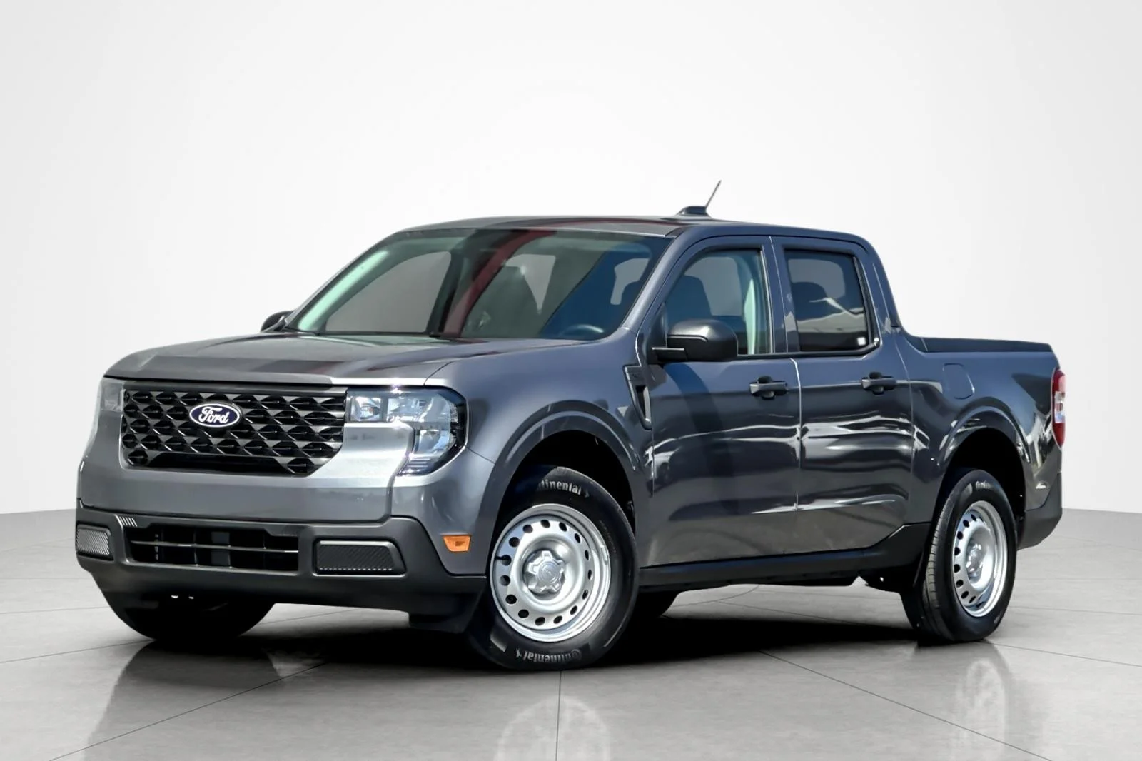 Used 2025 Carbonized Gray Metallic Ford XL image 1