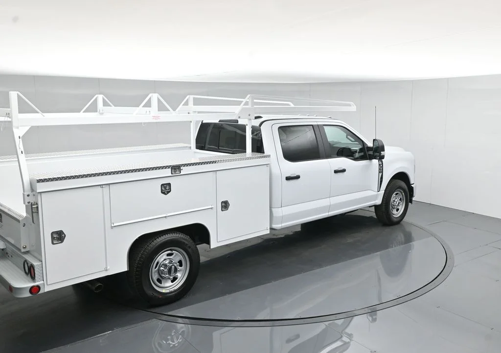 New 2026 Oxford White Ford XL image 45