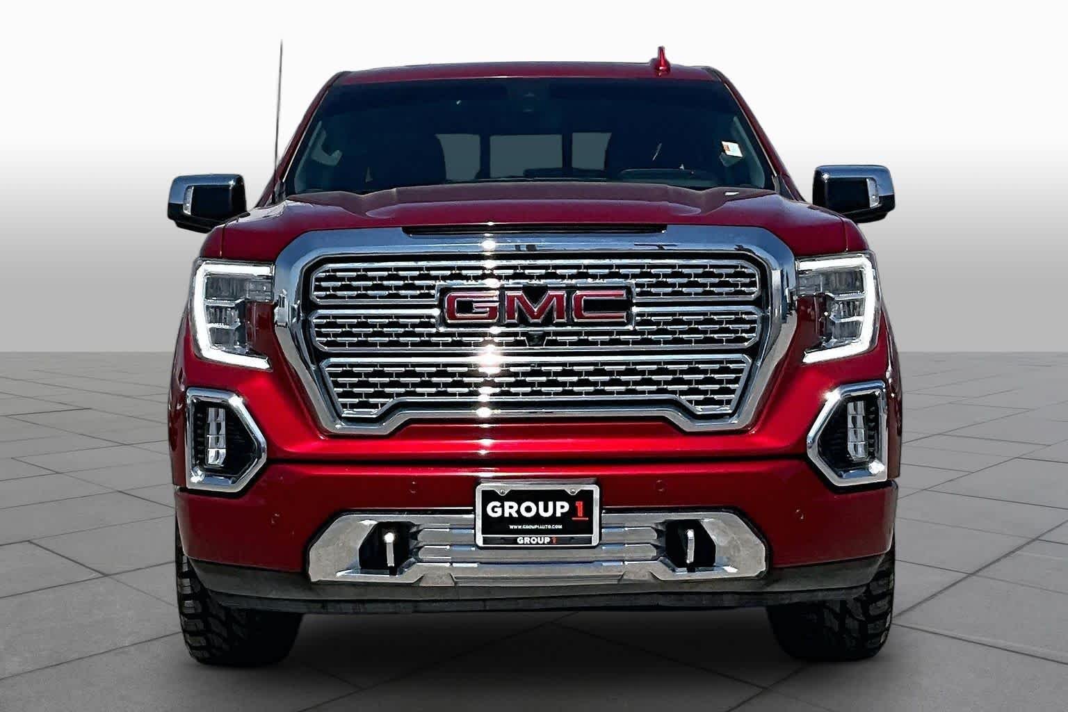 Used 2022 Cayenne Red Tintcoat GMC Denali image 4