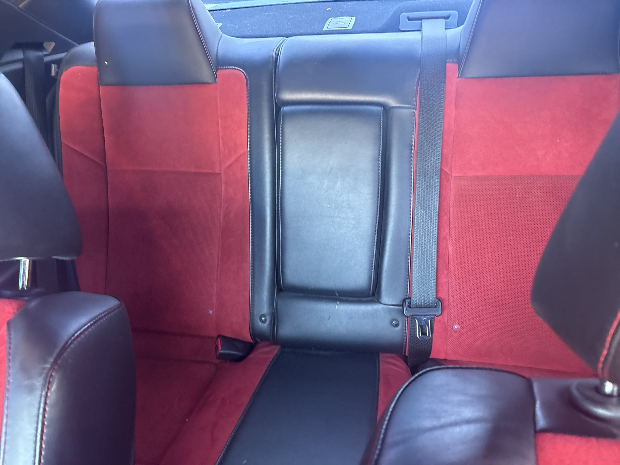 Used 2015 Billet Silver Metallic Clearcoat Dodge R/T Plus image 8