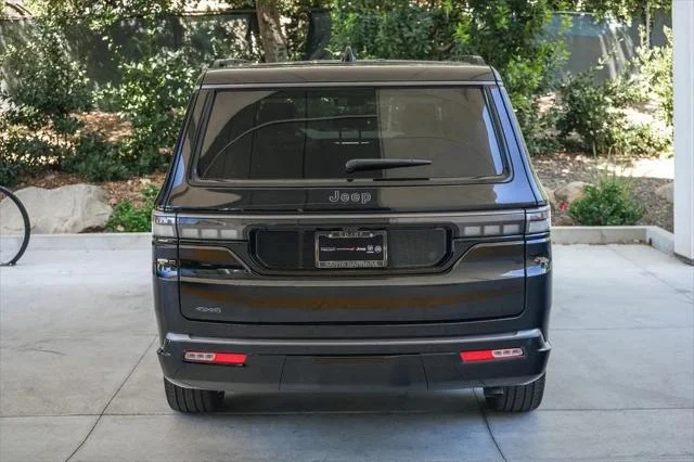 New 2026 High Gloss Black Exterior Paint Jeep Grand Wagoneer image 5