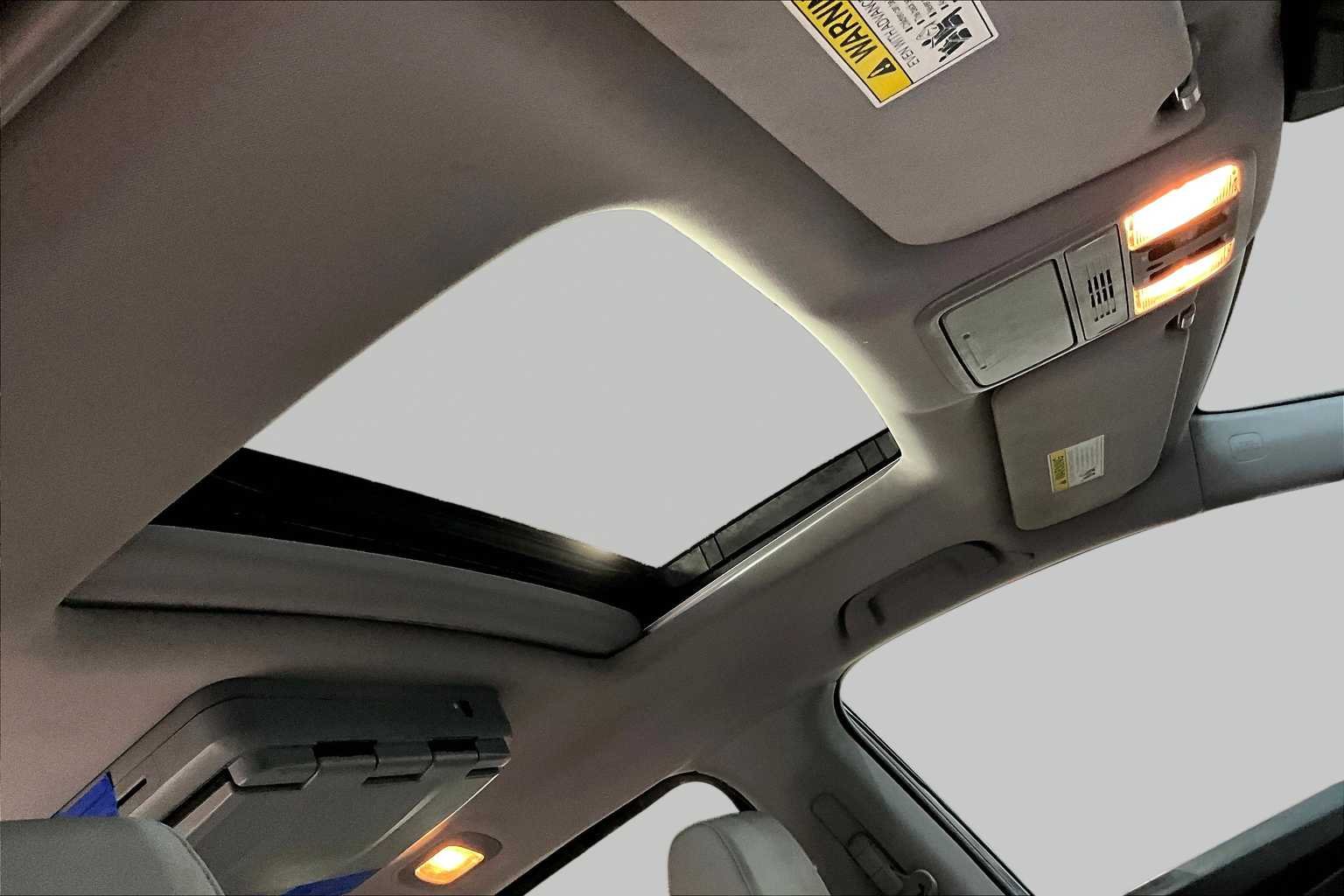 Used 2018 Modern Steel Metallic Honda EX-L image 13