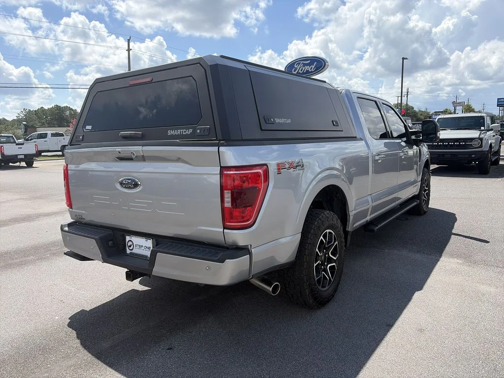 Used 2023 Silver Ford XLT image 7