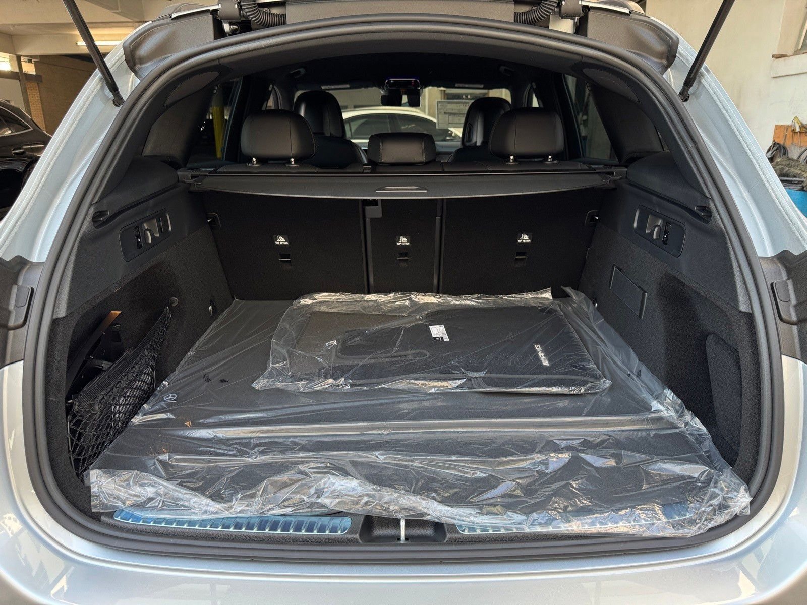 New 2026 Cirrus Silver Metallic Mercedes-Benz GLC 300 image 19