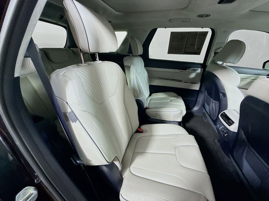 Used 2024 Abyss Black Pearl Hyundai Calligraphy image 29